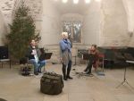 Kersti Ala-Murr (Lutsoja, vokaal), Liis Lutsoja (viiul), Jaak Lutsoja (akordion)